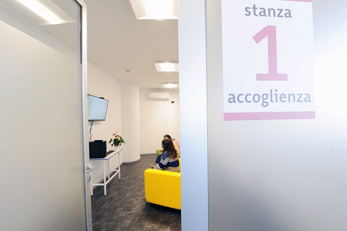 Liguria, approvate regole per visite in ospedali con Green Pass