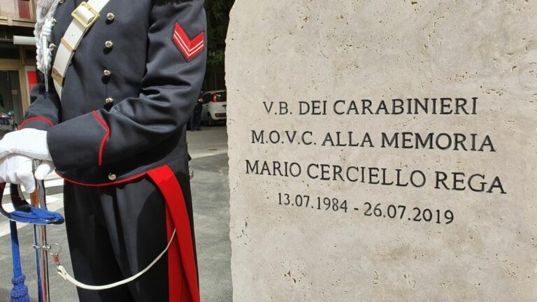 A Roma una stele in memoria del vicebrigadiere Cerciello Rega