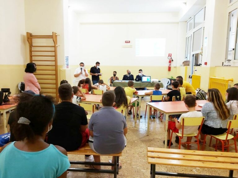 Corecom Campania “Aiutare le famiglie nell’educazione digitale”