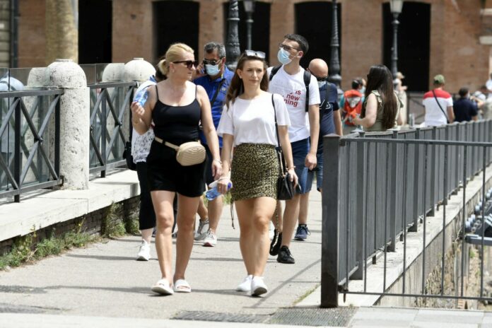 IL RITORNO DEI TURISTI A ROMA