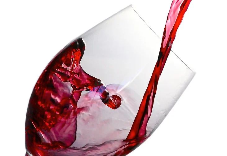 Vini, consorzi Chianti e Brunello Montalcino ridurranno resa massima