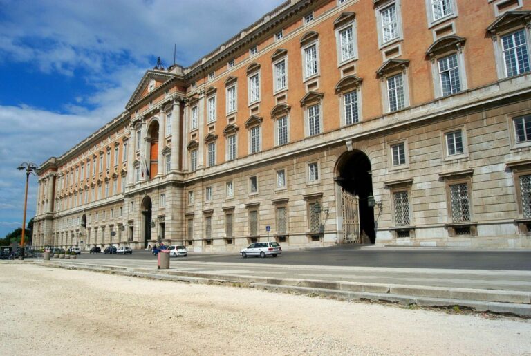 Omaggio a Lucio Amelio alla Reggia di Caserta