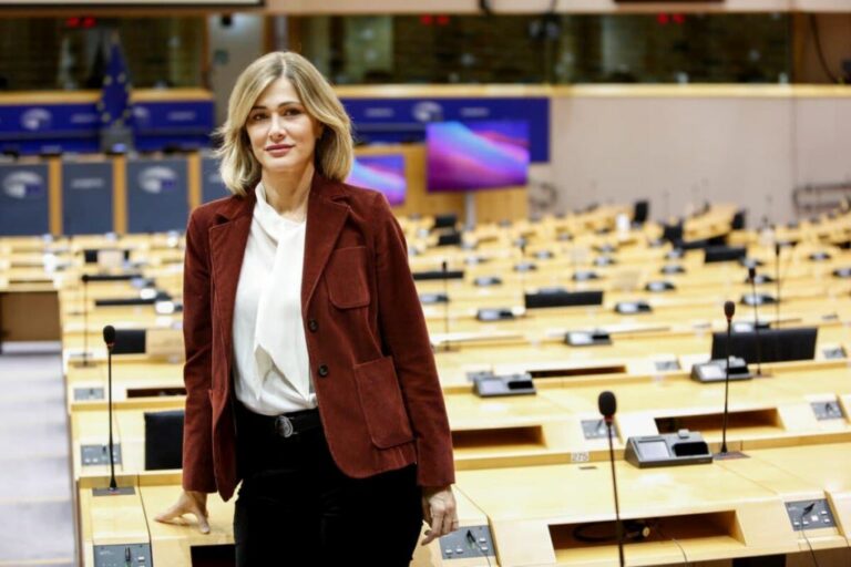 Covid, Donato “Grave no a chemio senza vaccino”