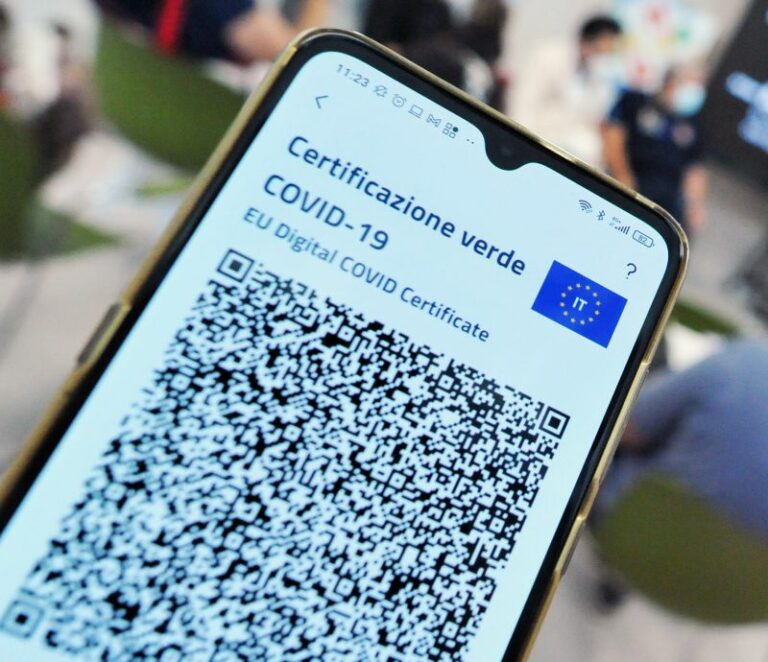 Rebus Green Pass negli hotel, Astoi chiede chiarimenti