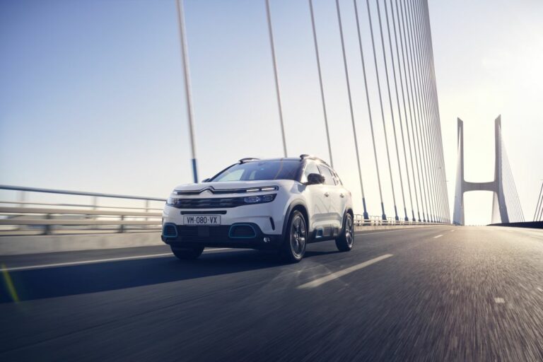 Con Citroèn C5 Aircross Hybrid Plug-In viaggi a zero emissioni