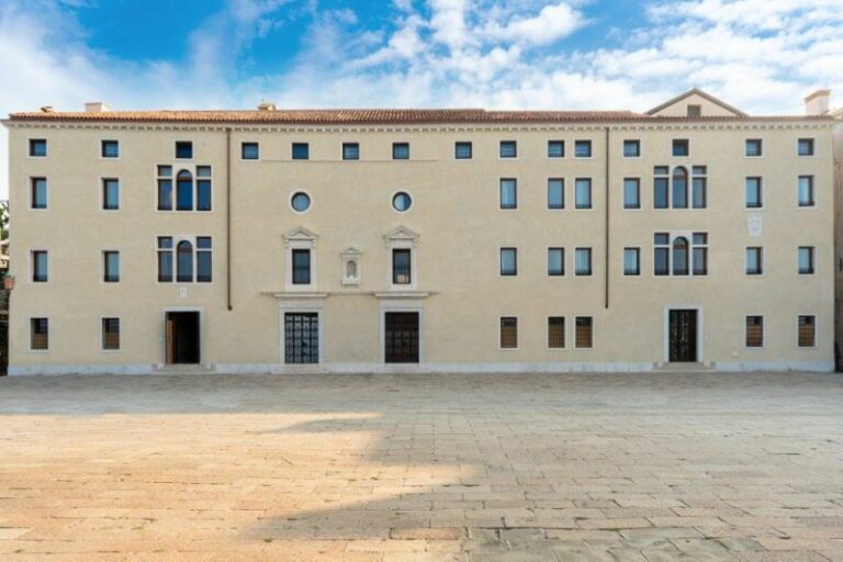 All’asta una notte in esclusiva al Cà di Dio di Venezia