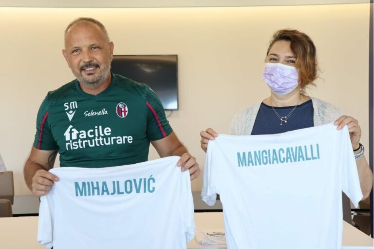 Nasce la Nazionale di calcio degli infermieri, Mihajlovic sarà il CT