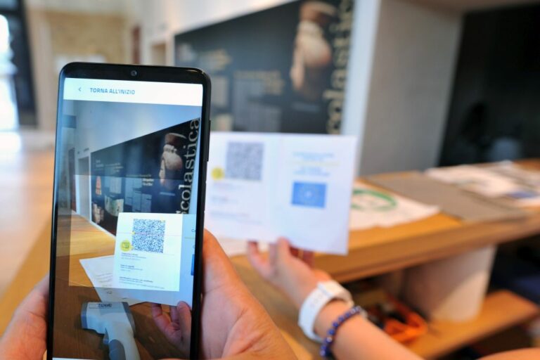 Green pass, come funziona l’app VerificaC19