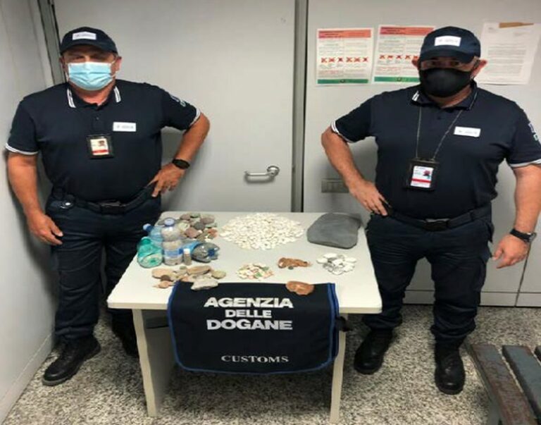 Alghero, sequestro materiali illecitamente prelevati dalle coste sarde