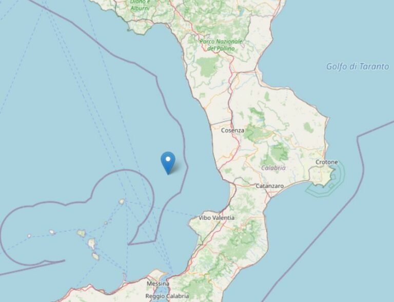 Scossa di terremoto di magnitudo 4.4 al largo costa della Calabria