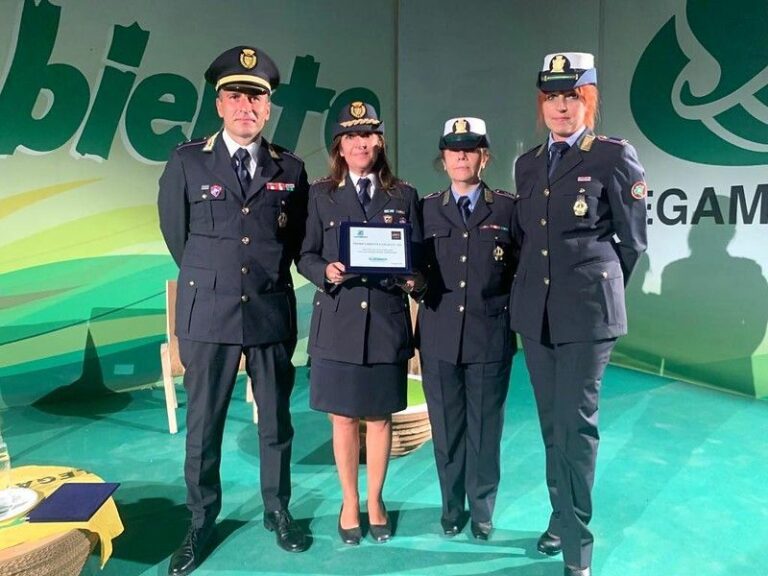 La Polizia locale di Milano premiata per l’operazione “Rifiuti preziosi”