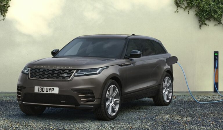 Range Rover Velar, scelta si amplia con edizione limitata