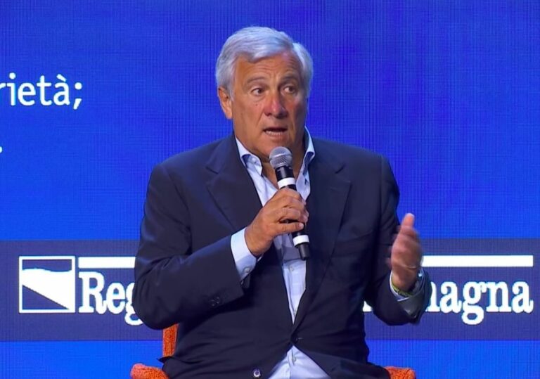 Tajani “In Afghanistan sconfitta dell’Occidente”