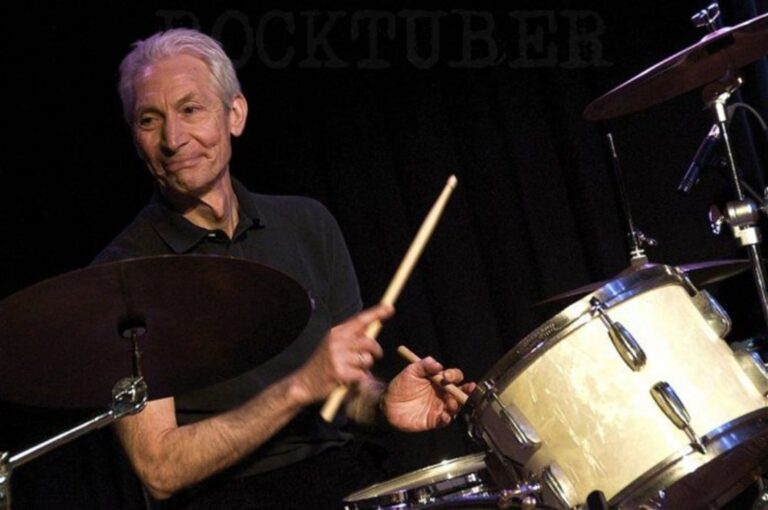 È morto il batterista dei Rolling Stones Charlie Watts