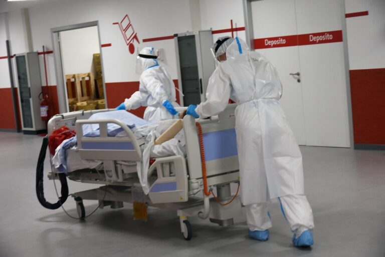 Covid, istruzioni operative Sifo-Sifap per gli anticorpi monoclonali