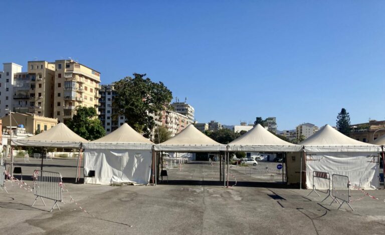 Covid, a Palermo in Fiera test rapidi anche a non vaccinati