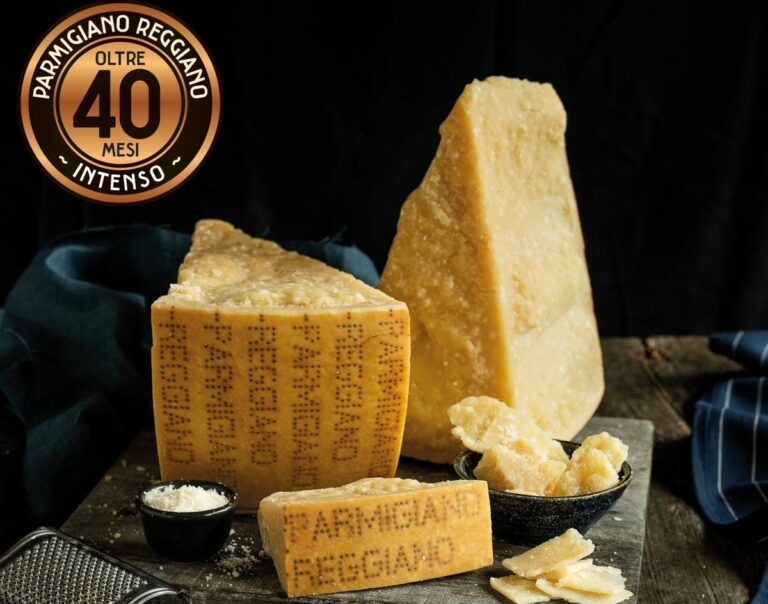 Parmigiano Reggiano Premium “40 mesi”, 60 aziende hanno aderito