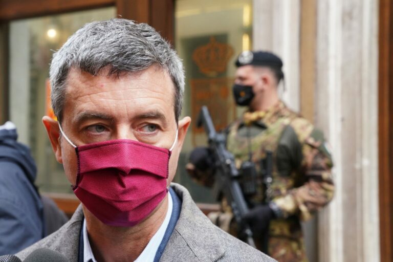 Reddito di cittadinanza, Orlando “No a campagna d’odio contro i poveri”