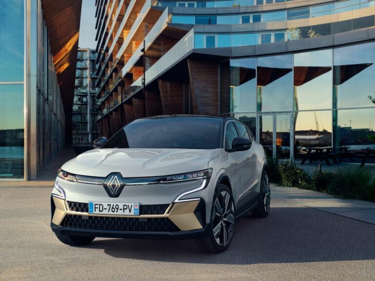 Renault leader nell’elettrico con la nuova Megane E-Tech