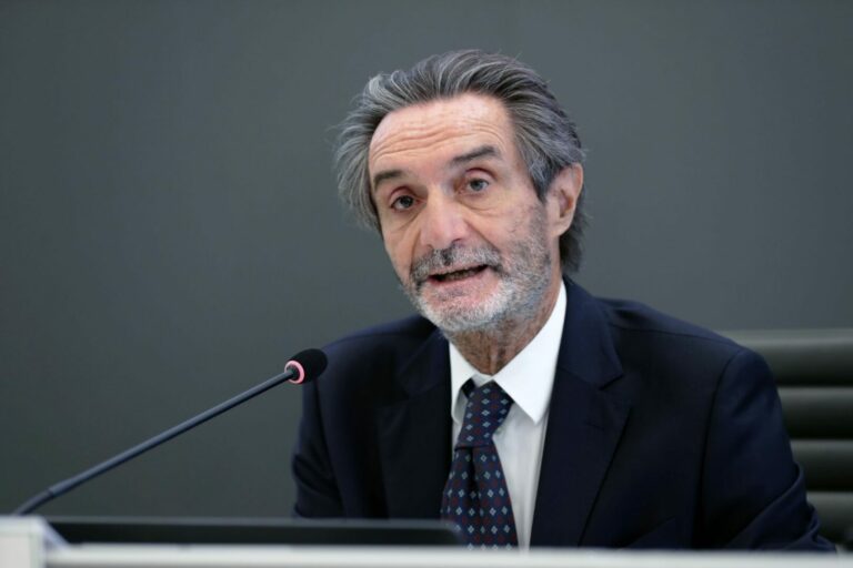 Green pass, Fontana “problema marginale per la Lombardia”