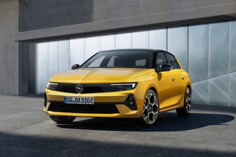 Nuova opel Astra, la compatta con innovazioni da grande