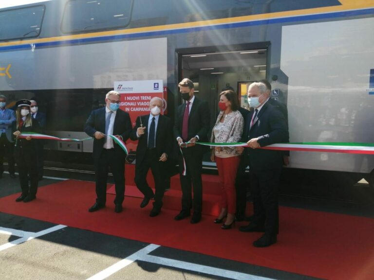 Salgono a 5 i treni Rock sui binari della Campania