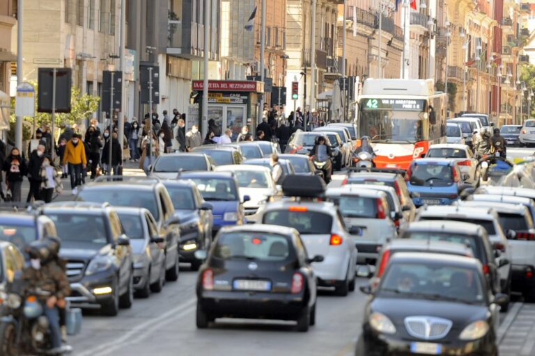 Veneto, dalla Regione 13 milioni per rottamare vecchie auto