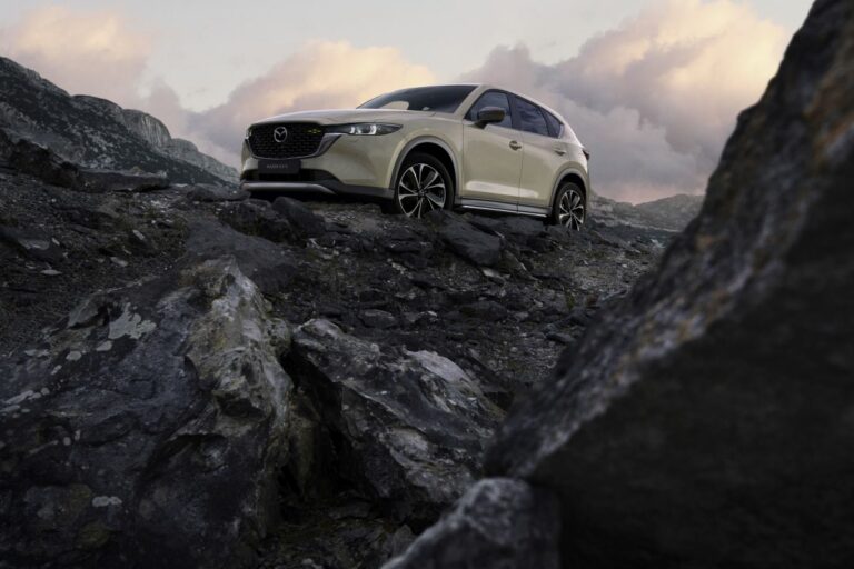 Mazda CX-5 2022, più raffinata e con nuova gamma di allestimenti