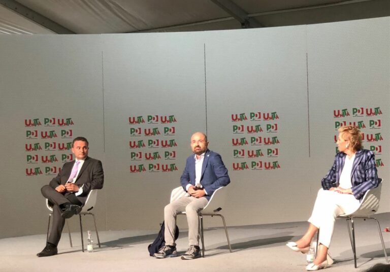 Vaccino, Moratti “In Lombardia grande senso di responsabilità”