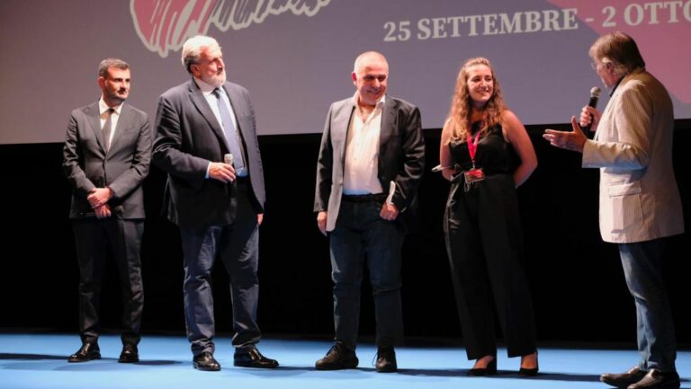 Puglia, Emiliano inaugura il teatro Kursaal Santalucia di Bari