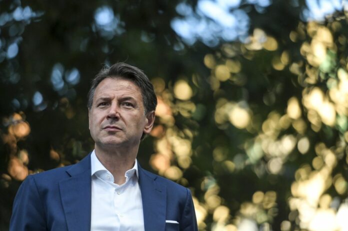 VIRGINIA RAGGI E GIUSEPPE CONTE INCONTRANO I CITTADINI A VILLA LAZZARONI