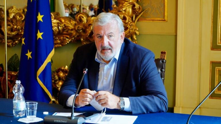 Emiliano “In Puglia Numero Unico Emergenza, innovazione straordinaria”