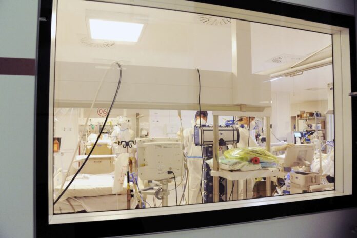 TERAPIA INTENSIVA AL COVID- HOSPITAL ALLA FIERA DEL LEVANTE