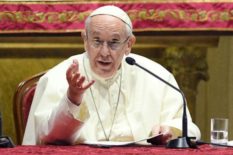 Clima, Papa Francesco “Non c’è più tempo da perdere, bisogna agire”