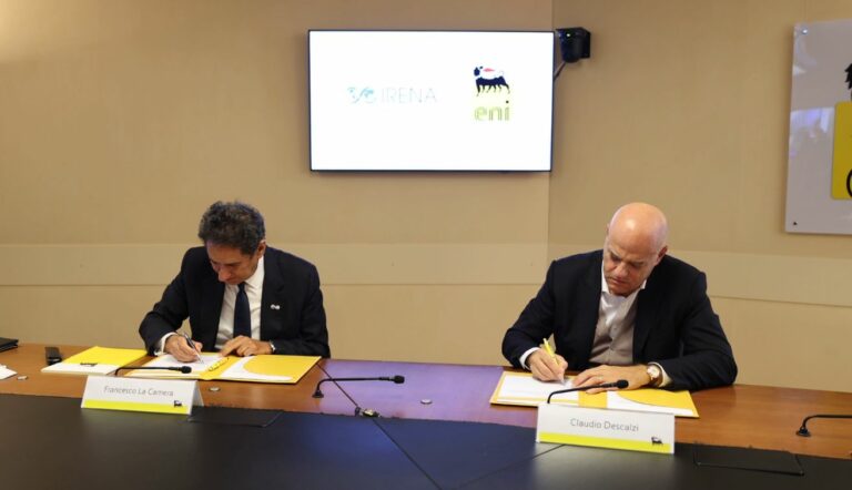 Transizione energetica, accordo tra ENI e Agenzia Energie Rinnovabili
