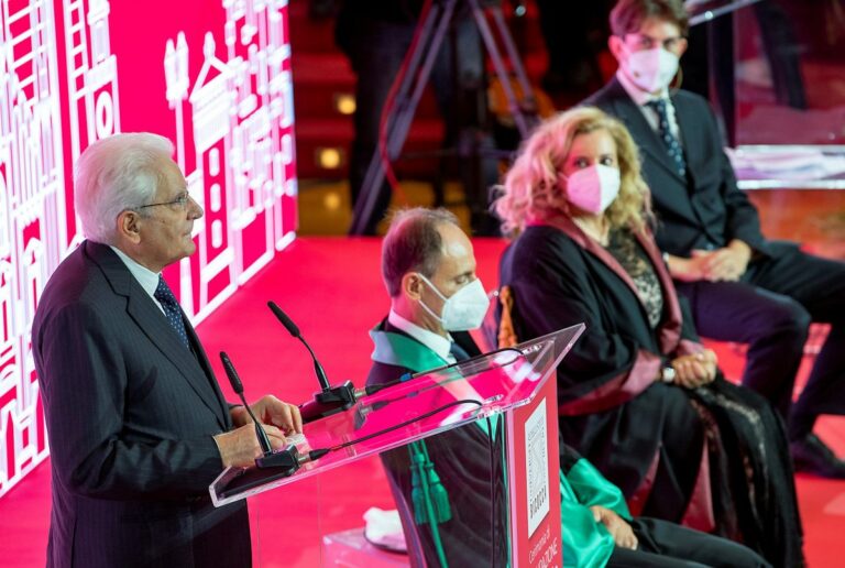 Mattarella “Offrire a tutti l’accesso agli studi”