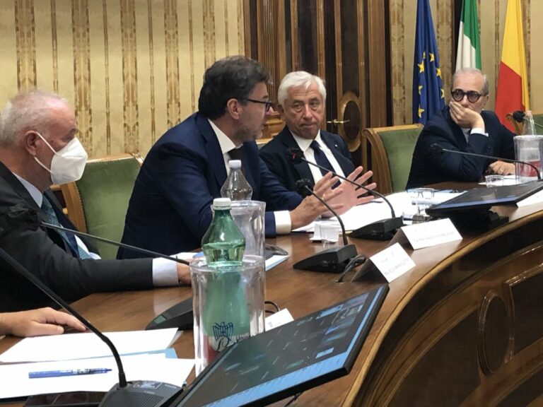 Giorgetti “Economia Paese non cresce senza il contributo del Sud”