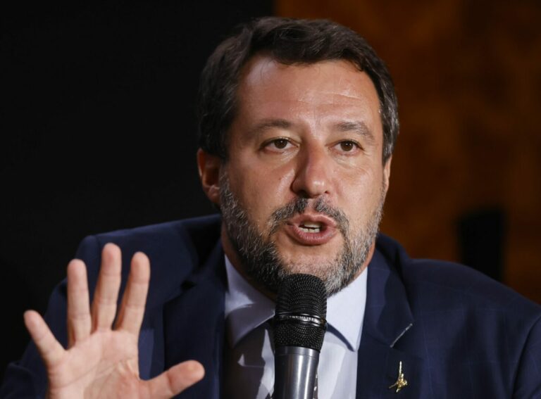 Salvini “Il centrodestra unito vince ma scegliere prima i candidati”
