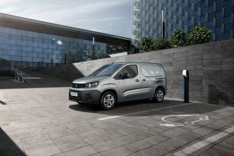 Al via gli ordini del nuovo Peugeot e-Partner 100% elettrico