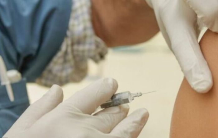 Vaccino, prenotate per la terza dose oltre 8.000 persone in Liguria