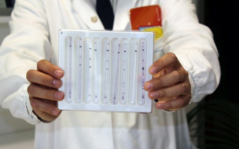 Continuano a scendere i casi Covid in Sicilia, -26% in una settimana