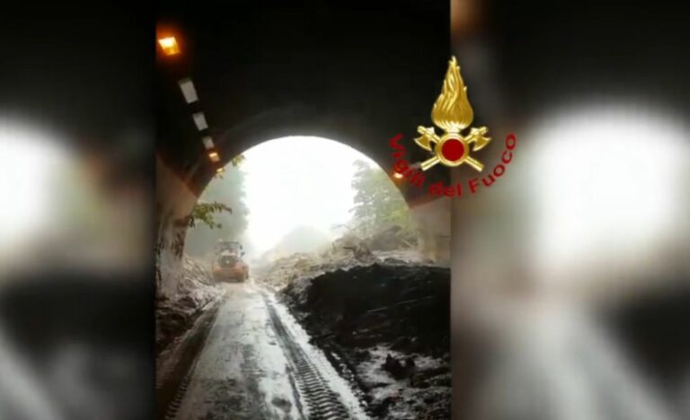 Maltempo, in Calabria frane, esondazioni e allagamenti