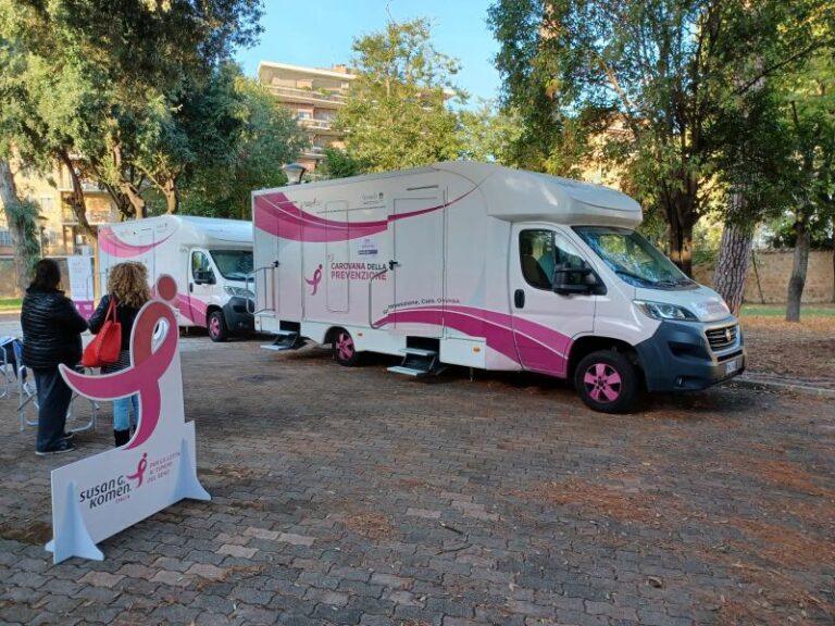 Tumori del seno, la Carovana della Salute torna a Roma