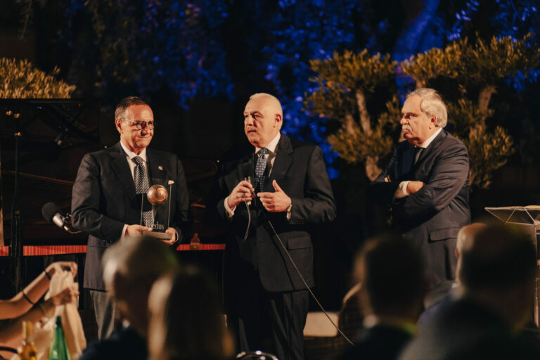 Premio Foedus Italia 2021 al comandante generale dei carabinieri Teo Luzi