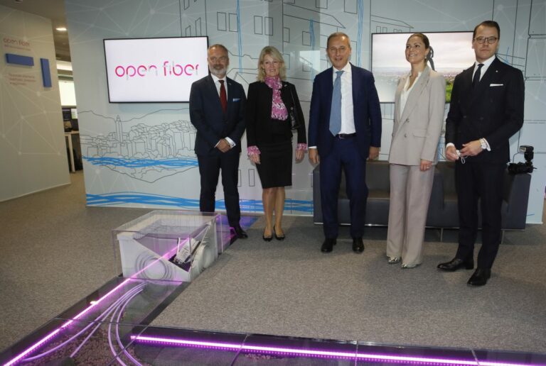 I Reali di Svezia in visita a Open Fiber