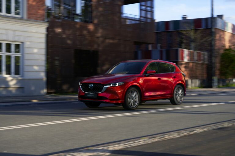 Mazda CX-5 ottiene massima valutazione IIHS negli urti laterali