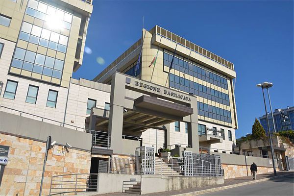 Opere pubbliche in Basilicata, dalla Regione finanziamenti per 20,6 mln