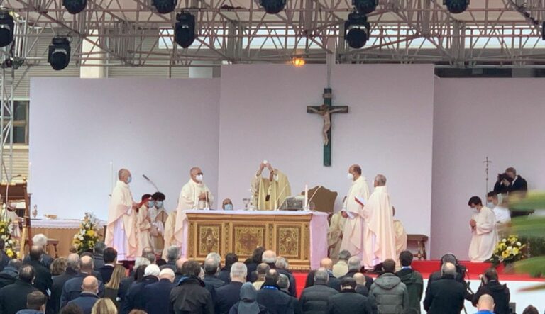 60 anni di Medicina alla Cattolica, Papa “Senza memoria niente radici”