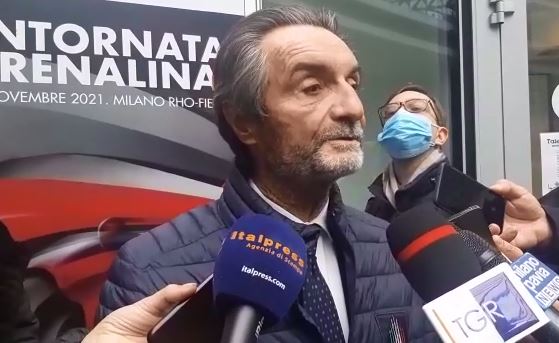 Vaccino, Fontana “Spingere le persone a fare la terza dose”