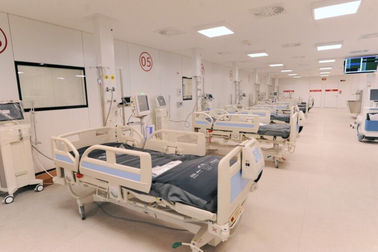 7.569 nuovi contagi e 36 decessi in 24 ore